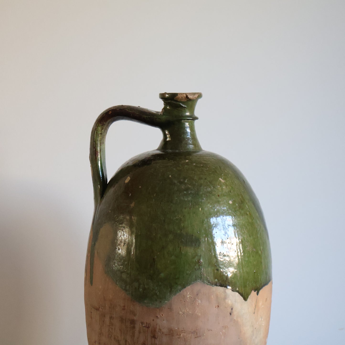 French oil jug