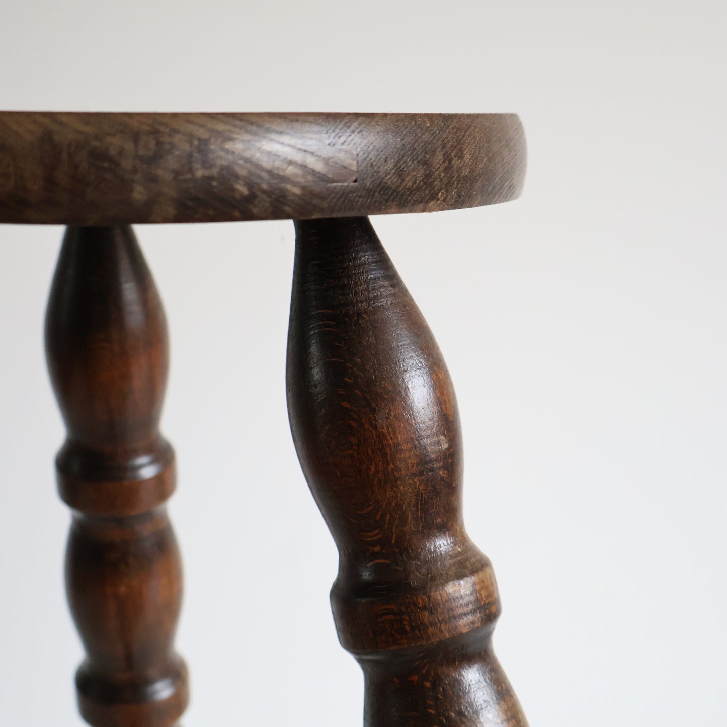 Bobbin stool 03