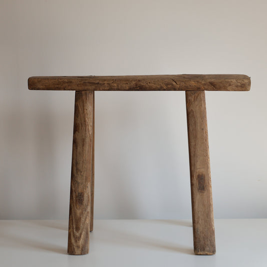 Elm stool - Ollie