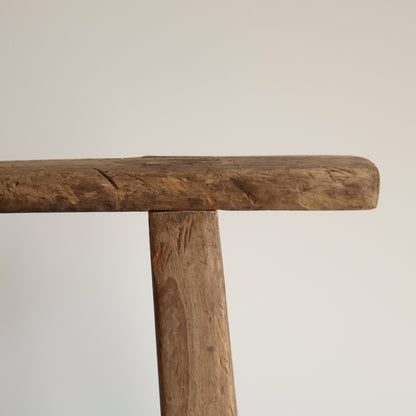 Elm stool - Ollie