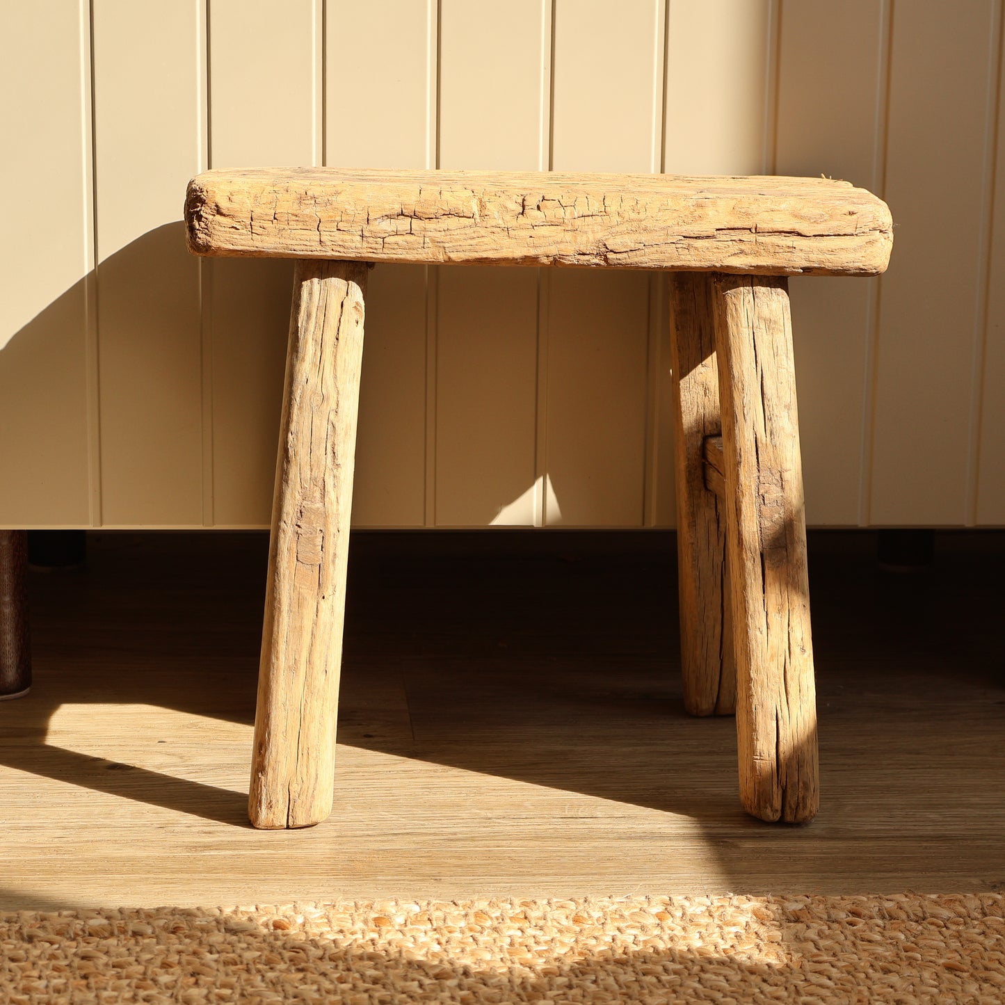 Elm stool - Norma