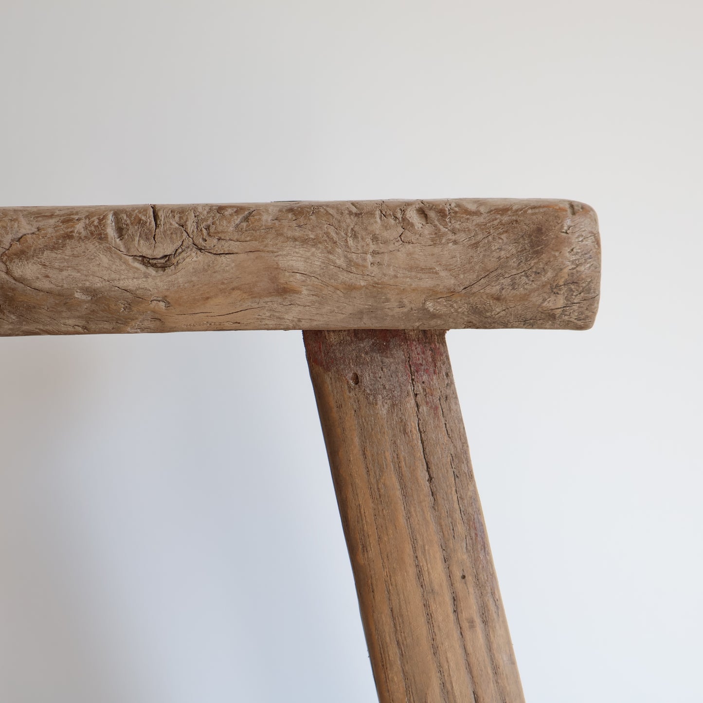Tall elm stool - Fern