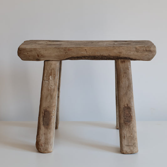 Elm stool - Hetta