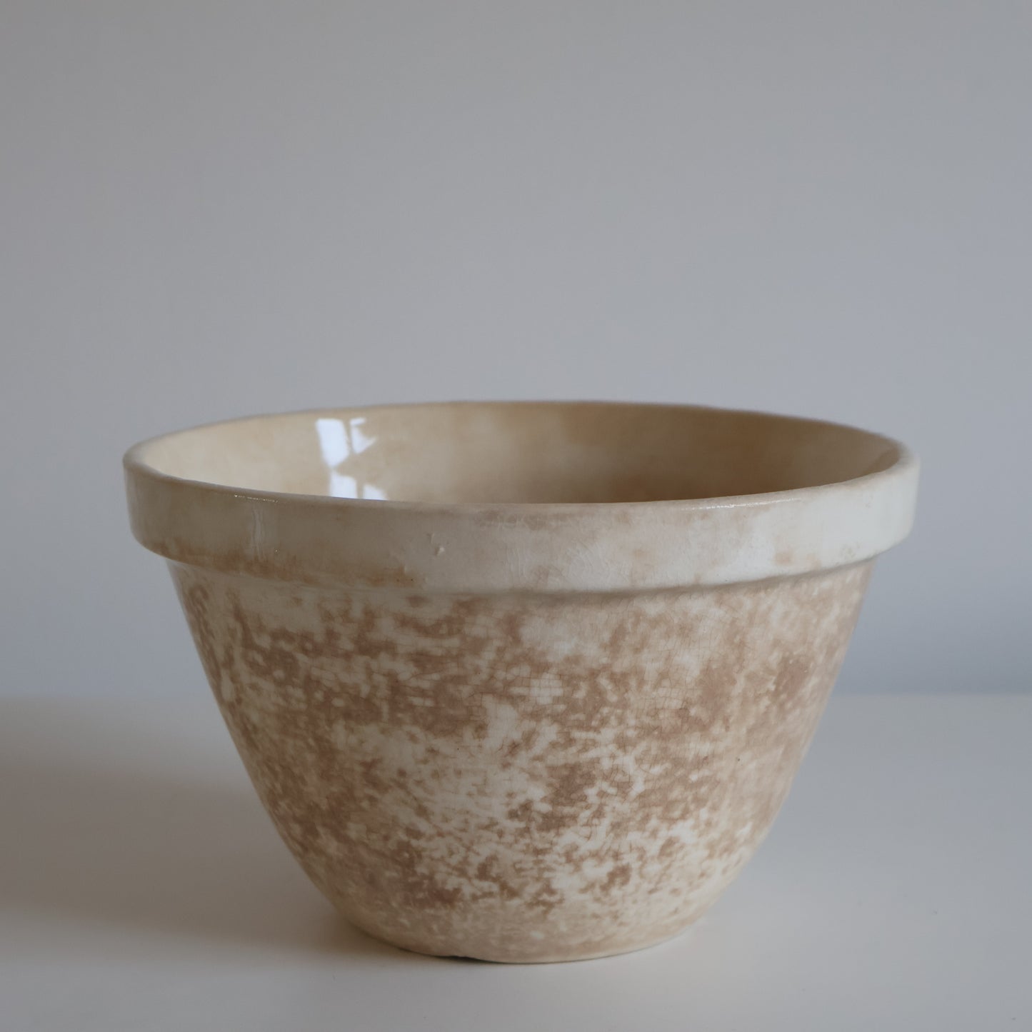 Mottled bowls