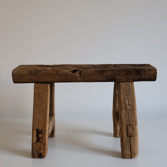 Rustic stool - August