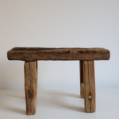 Rustic stool - August