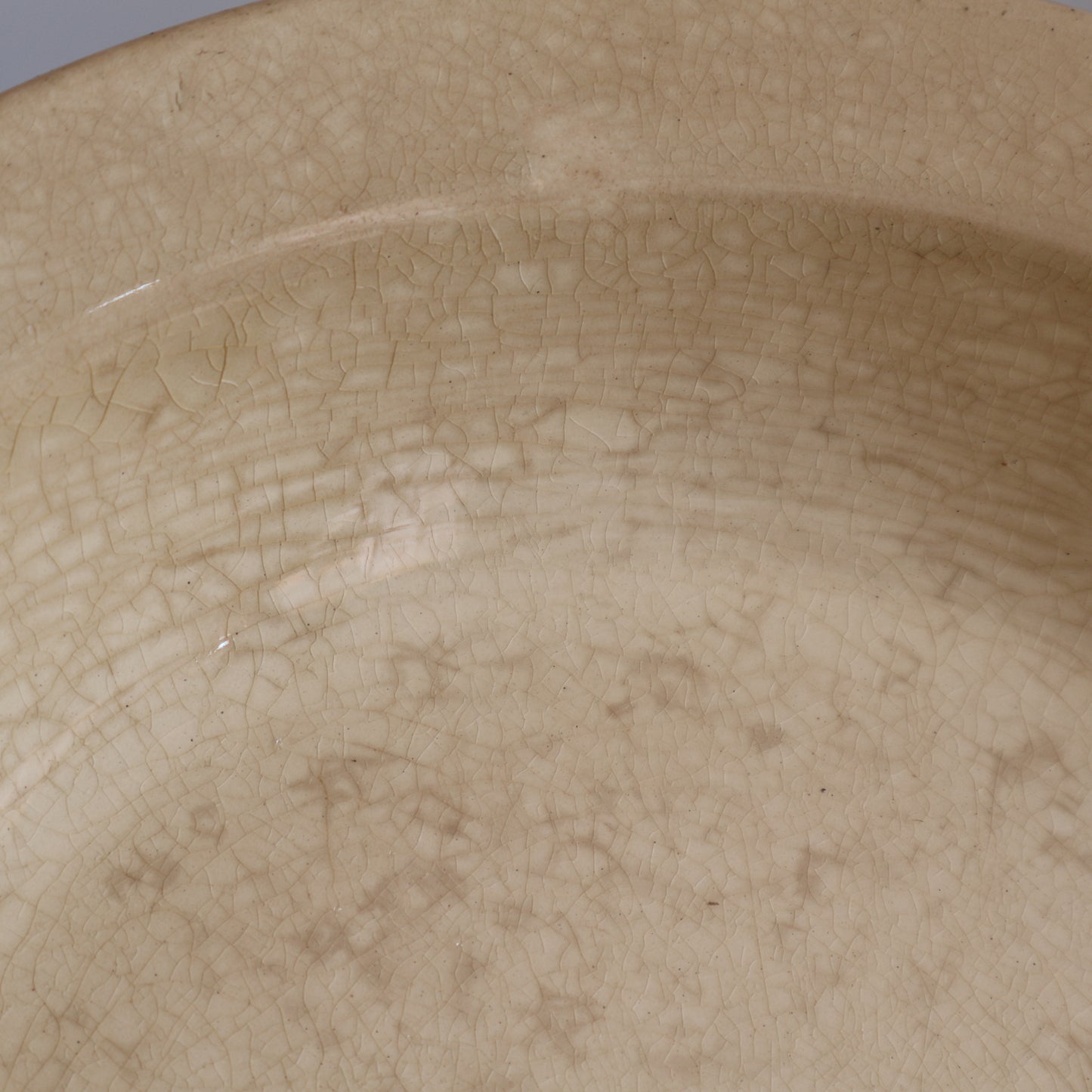 Crazed plates