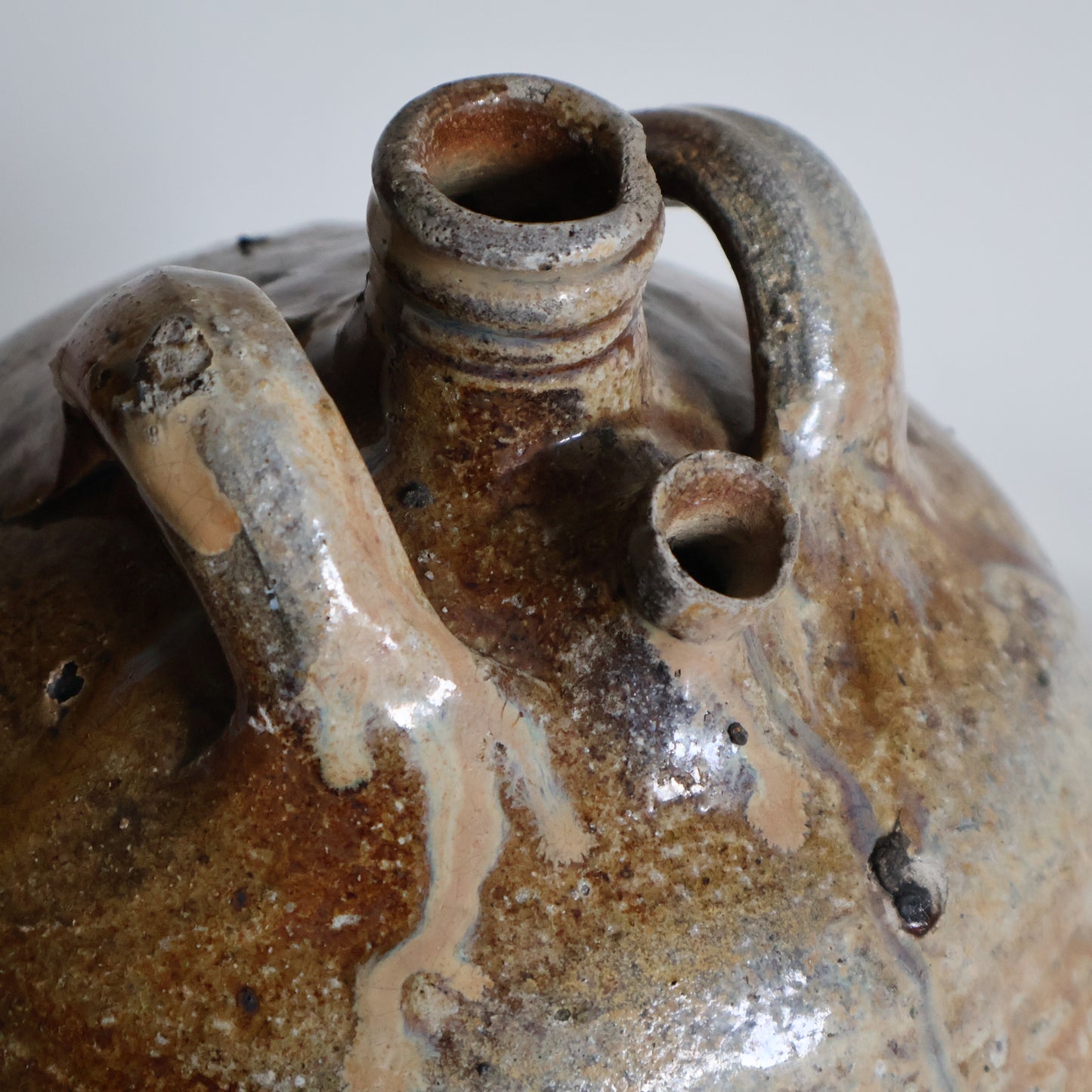 French jug - Fawn