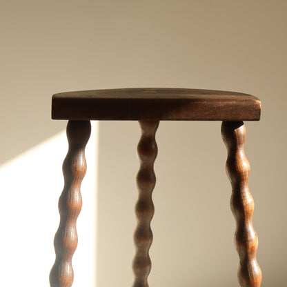Bobbin stool 06